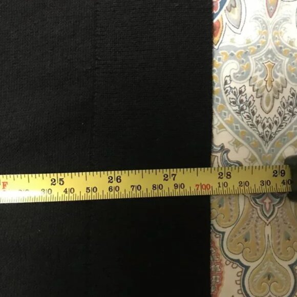 Calvin Klein 100% Merino Wool V-Neck Sweater - Picture 9 of 9